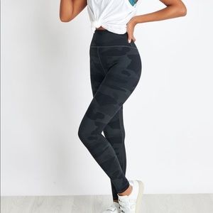 Alo Vapor Leggings